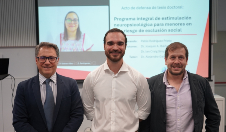 Una tesis de la Universidad Loyola avala el uso de la tecnología en intervenciones escolares para menores en riesgo de exclusión social